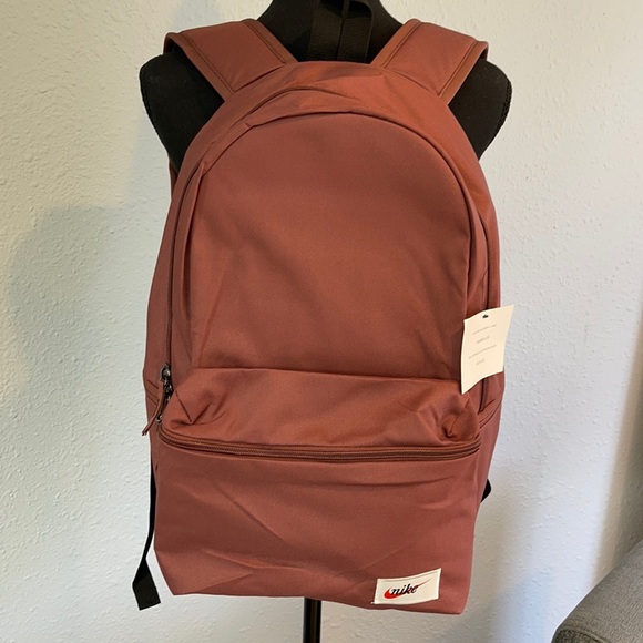 Nike Heritage Backpack 🎒 Sepia in Color